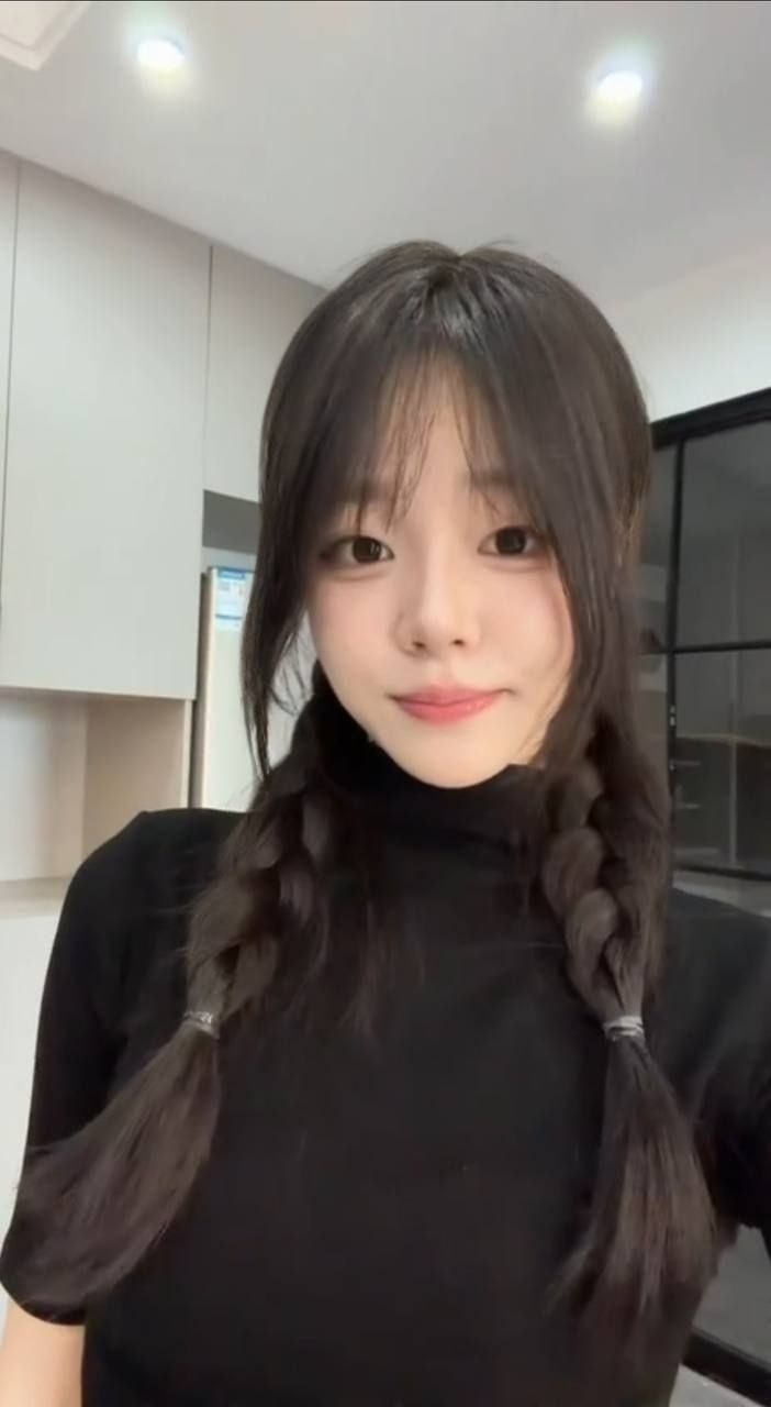 重庆市重庆市巨乳白净少妇兼职有公寓。的公开照片