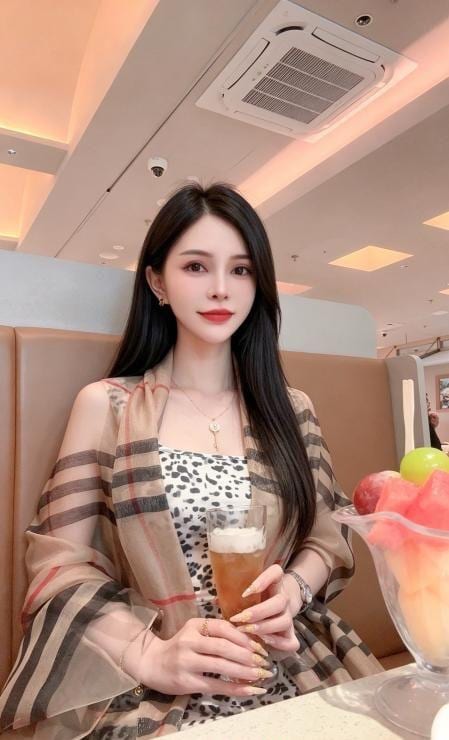 山东省济南市美容院兼职老师的公开照片